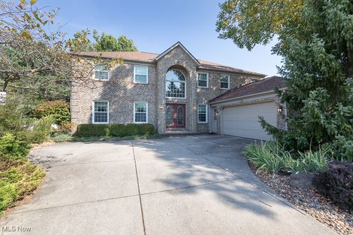 28744 Woodmill Dr, Westlake, OH, 44145-2088 | Card Image