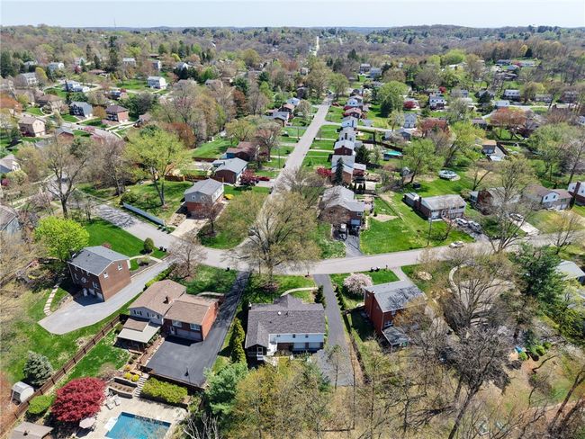 Arial view of the home and the neighborhood | Image 45