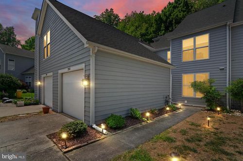 2930 Winters Chase Way, ANNAPOLIS, MD, 21401-7704 | Card Image
