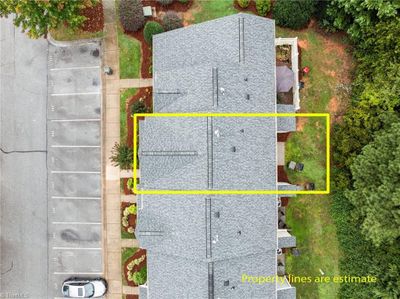 Overhead shot showing the lot dimensions for the townhome. | Image 2