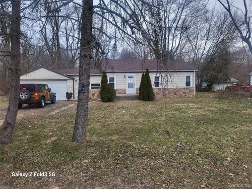 35156 Ecorse Rd, Romulus, MI, 48174-1640 | Card Image