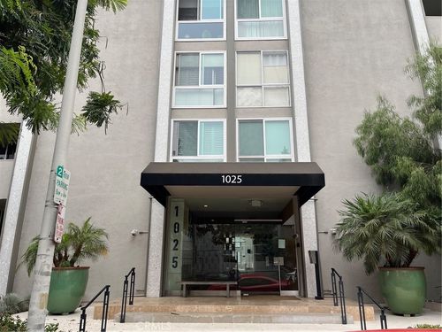 105-1025 N Kings Rd, West Hollywood, CA, 90048-2617 | Card Image
