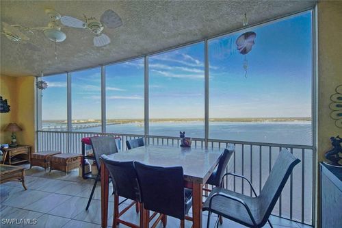 apt-2004-2745 1st St, Fort Myers, FL, 33916-1876 | Card Image