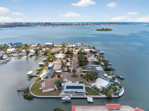 1866 Venetian Point Dr, Clearwater, FL, 33755-1752 | Card Image