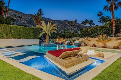 350 W El Portal, Palm Springs, CA, 92264-2603 | Card Image