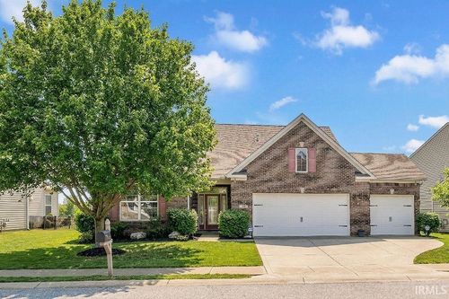 5353 W Stonewood Drive, Bloomington, IN, 47403-8009 | Card Image