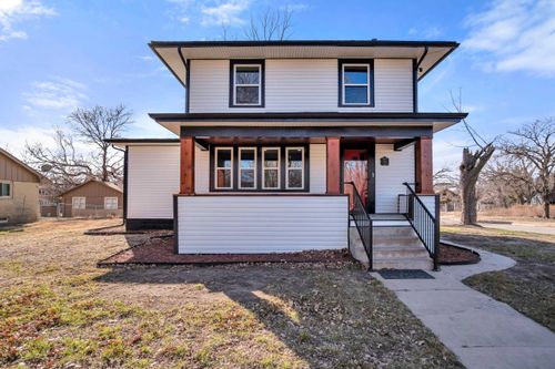 511 N Sycamore St, Peabody, KS, 66866-1236 | Card Image