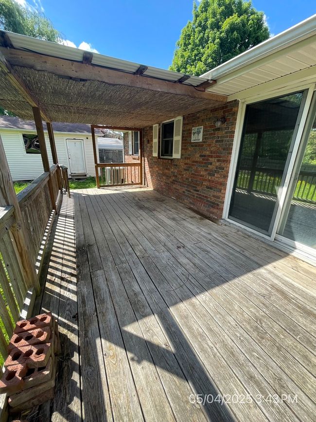 606 Kirby Rd, Home with 3 bedrooms, 2 bathrooms and null parking in Raven VA | Image 4