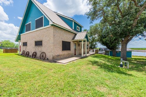 137 Windy Ridge Loop, Mathis, TX, 78368-4091 | Card Image