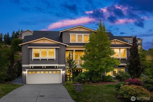 7098 170th Ave Se, Bellevue, WA, 98006-5720 | Card Image