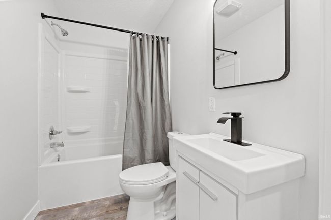 1746 S Main Ln, House other with 3 bedrooms, 3 bathrooms and null parking in Pierceton IN | Image 33