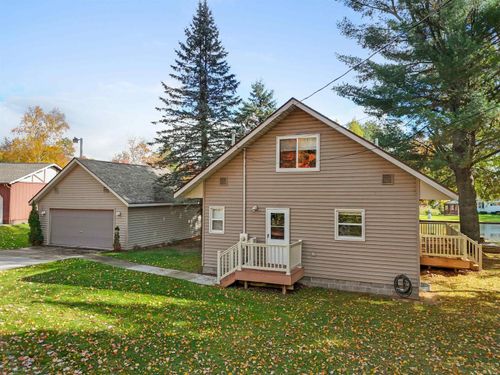 116 Baywood Ct, Prudenville, MI, 48651-9404 | Card Image