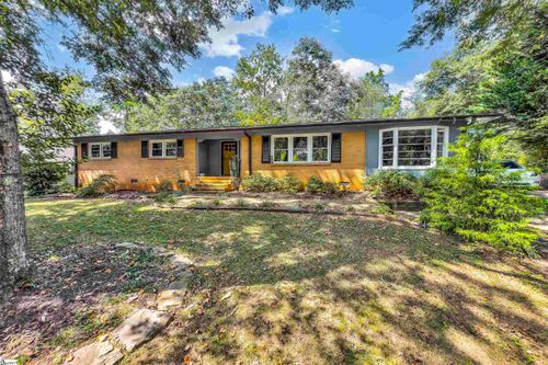 261 Mohawk Dr, Greenville, SC, 29609-5729 | Card Image