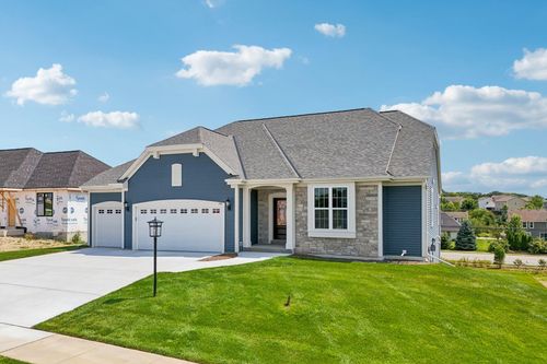 709 Panorama Dr, Waukesha, WI, 53188 | Card Image