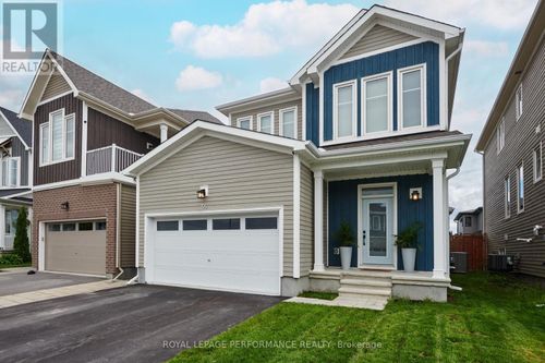 56 Pelham Cres, Richmond, ON, K0A2Z0 | Card Image