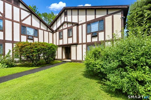 359-359 Foxwood Ln, Milford, CT, 06461-2734 | Card Image
