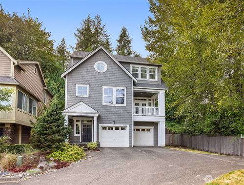 16159 Se 51st Pl, Bellevue, WA, 98006-4726 | Card Image