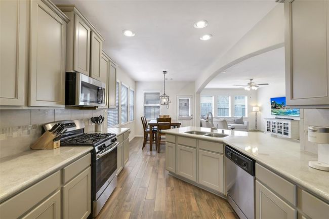 13823 Pointed Edge Ln, House other with 4 bedrooms, 4 bathrooms and 2 parking in Cypress TX | Image 9