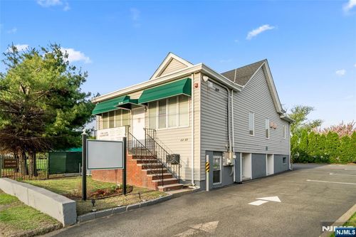 22-05 Maple Ave, Fair Lawn, NJ, 07410-1525 | Card Image