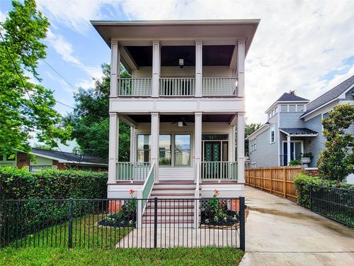 917 Herkimer St, Houston, TX, 77008-6741 | Card Image