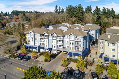 unit-325-300 High School Rd Ne, Bainbridge Island, WA, 98110-3676 | Card Image