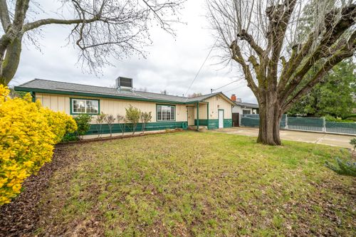 3586 E Keswick Dam Rd, Redding, CA, 96003-1213 | Card Image