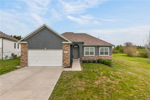 10010 Webster Ave, Kansas City, KS, 66109-7840 | Card Image