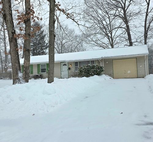 118 Deanna Rd, Brockton, MA, 02302-4428 | Card Image