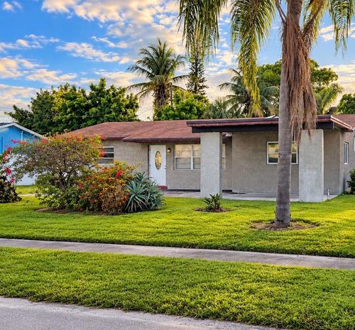 1631 Nw 2nd Ave, Pompano Beach, FL, 33060-5217 | Card Image