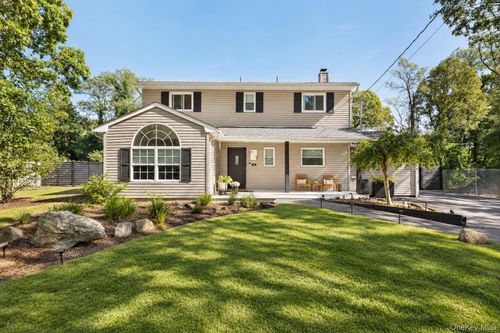 7 Charm City Dr, Port Jefferson Station, NY, 11776-1307 | Card Image