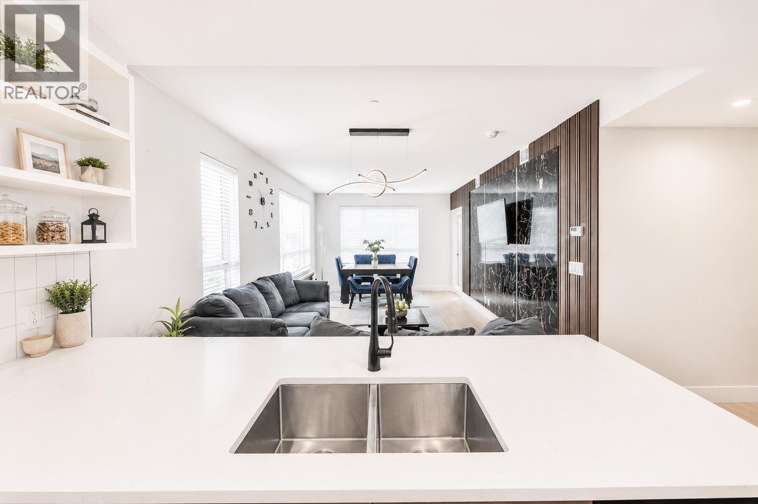 Residential in Maple Ridge 3