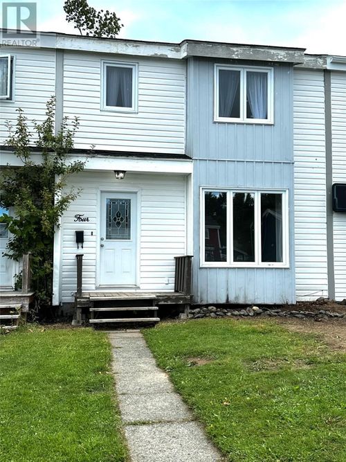 4 Tucker Pl, Grand Falls-Windsor, NL, A2A2K8 | Card Image