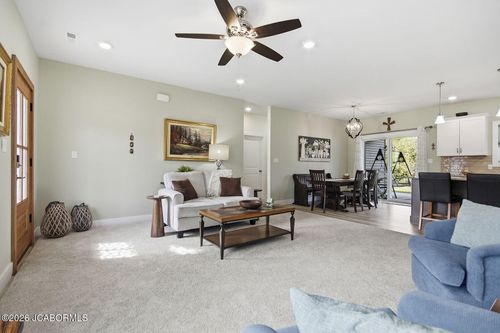 10885 Country Aire Meadows Ct, Holts Summit, MO, 65043-1729 | Card Image