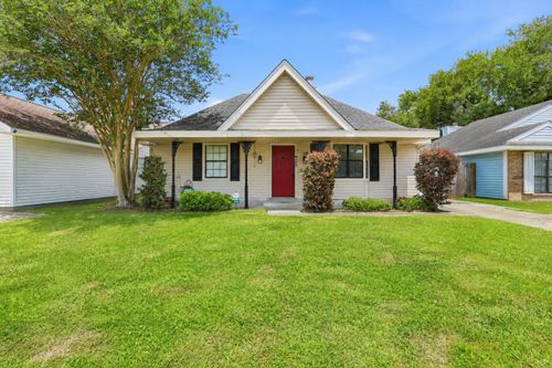 423 Woodfield Blvd, Houma, LA, 70364-3706 | Card Image
