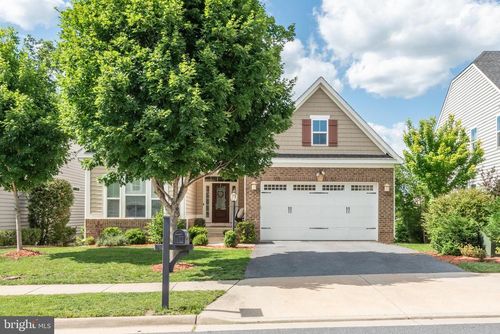 104 Atlantis Ln, LAKE FREDERICK, VA, 22630-2099 | Card Image