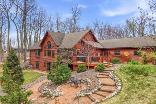 W2147 Hickory Hills Court, Osceola, WI, 53010 | Card Image