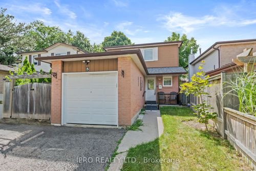 5 Greenleaf Cres, Brampton, ON, L6X2V5 | Card Image