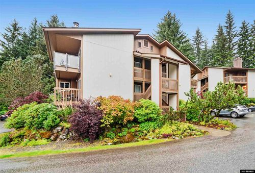 12175 Glacier Hwy, Juneau, AK, 99801-8652 | Card Image