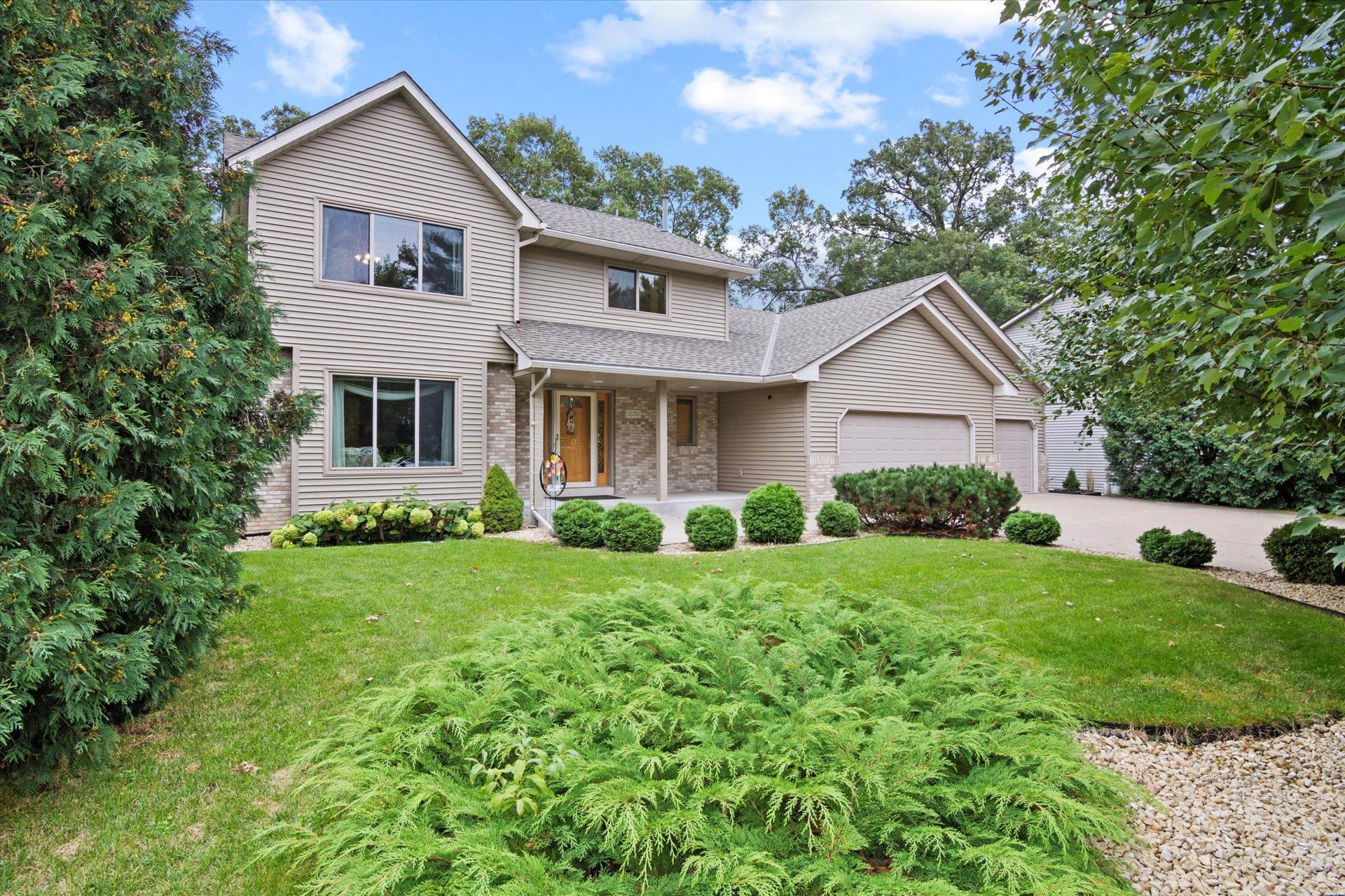 Holly St, Minneapolis, MN 55448