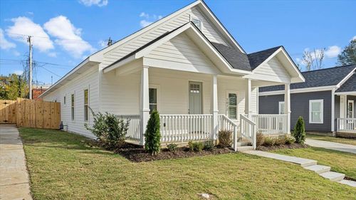 1072 Bruce St, Memphis, TN, 38104-5810 | Card Image