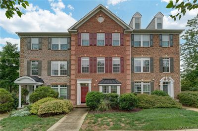 3902 Pumpkin Seed Lane, Townhouse with 3 bedrooms, 2 bathrooms and null parking in Glen Allen VA | Image 1