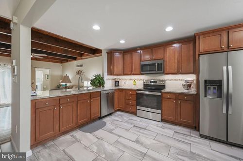 22 Chatham Ct, Dover, DE, 19901-3909 | Card Image