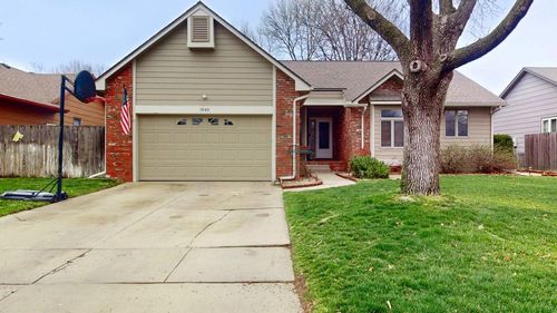 1840 N Northwest Pkwy, Wichita, KS, 67212-1489 | Card Image