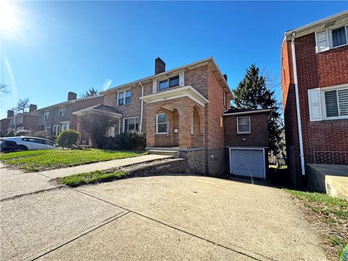 3992 Beechwood Blvd, Pittsburgh, PA, 15217-2616 | Card Image