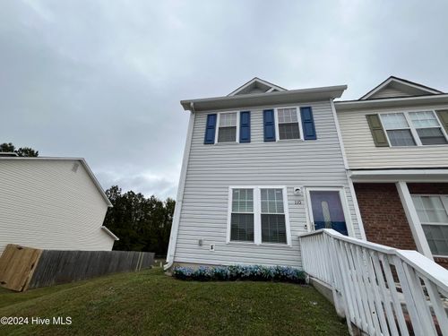 110 Pinegrove Ct, Jacksonville, NC, 28546-7885 | Card Image