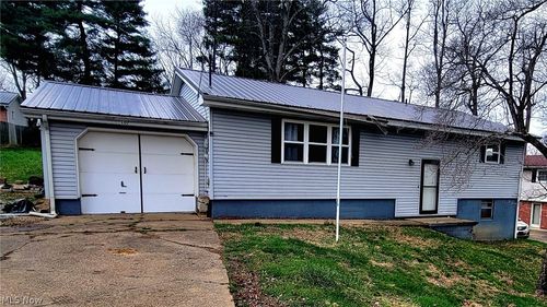 107 Nelson Ave, Marietta, OH, 45750-9309 | Card Image