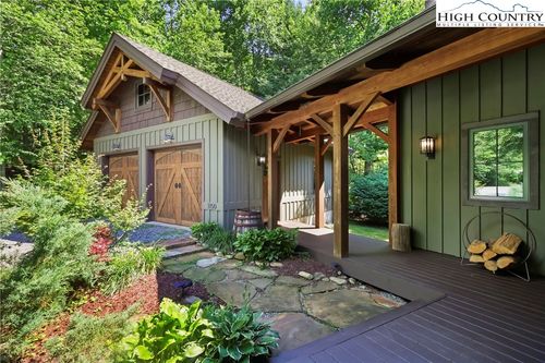 1150 Sweetgrass Dr, Blowing Rock, NC, 28605-8954 | Card Image