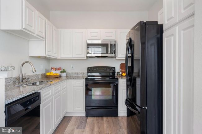 UNIT-9423 - 1530 Spring Gate Dr, Condo with 2 bedrooms, 2 bathrooms and null parking in MCLEAN VA | Image 10