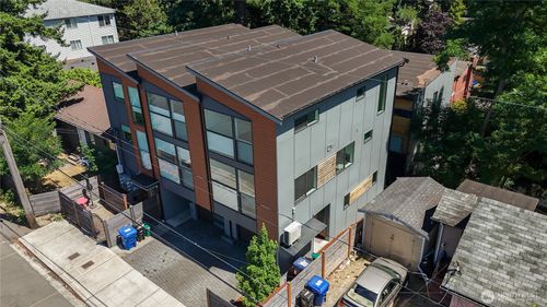 14012 Midvale Ave N, Seattle, WA, 98133-7012 | Card Image