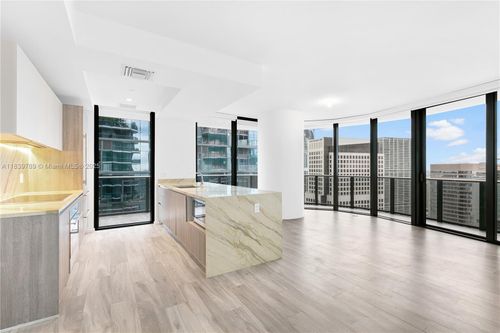 unit-4105-801 S Miami Ave, Miami, FL, 33130-4540 | Card Image